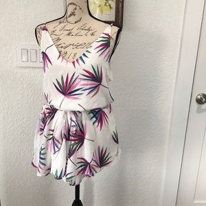 Caramela top and shorts size large